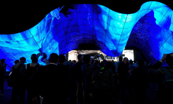 Air Turns: Frictionless Motion<sup>®</sup>️ for Roll-to-Roll Applications