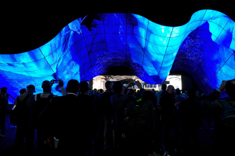 Air Turns: Frictionless Motion<sup>®</sup>️ for Roll-to-Roll Applications